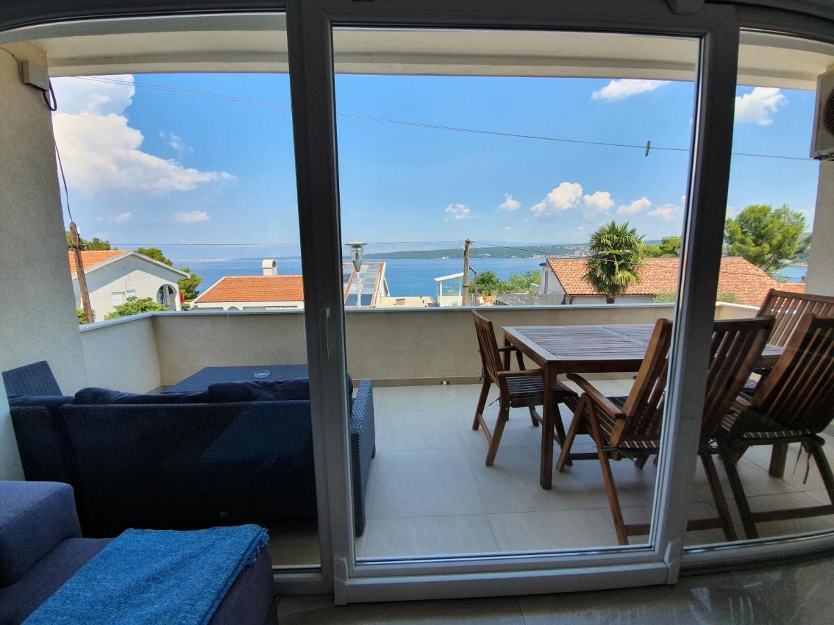 Apartments Dora Vantacici Εξωτερικό φωτογραφία