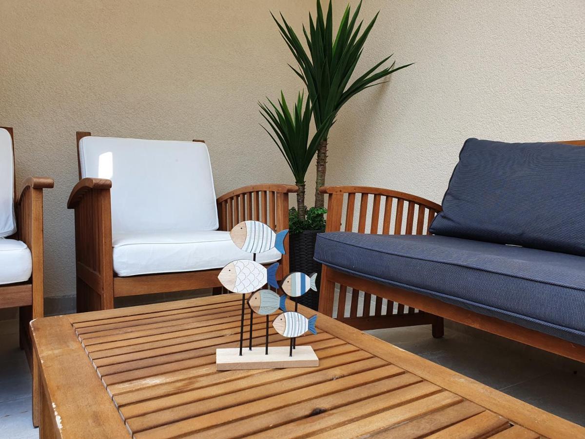 Apartments Dora Vantacici Εξωτερικό φωτογραφία