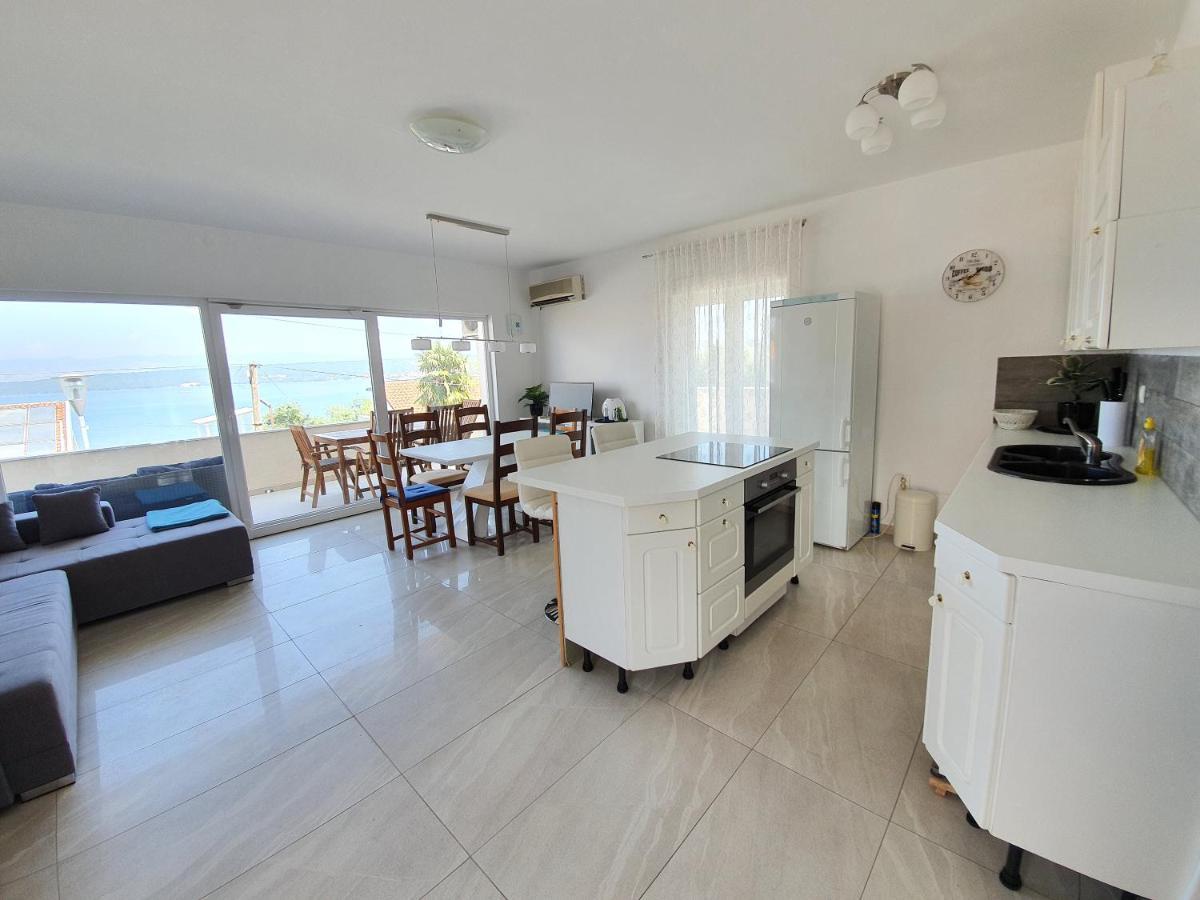 Apartments Dora Vantacici Εξωτερικό φωτογραφία