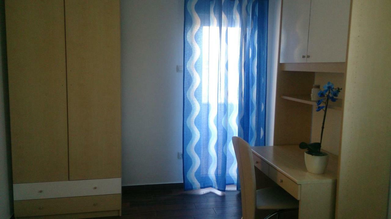 Apartments Dora Vantacici Εξωτερικό φωτογραφία